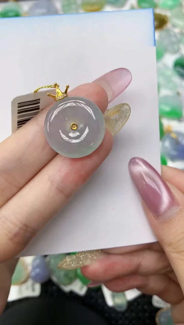 翡翠18K金镶嵌颈饰1111111111