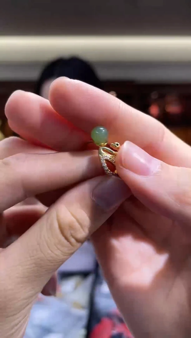 未镶嵌戒指和田玉（多样性发一件）