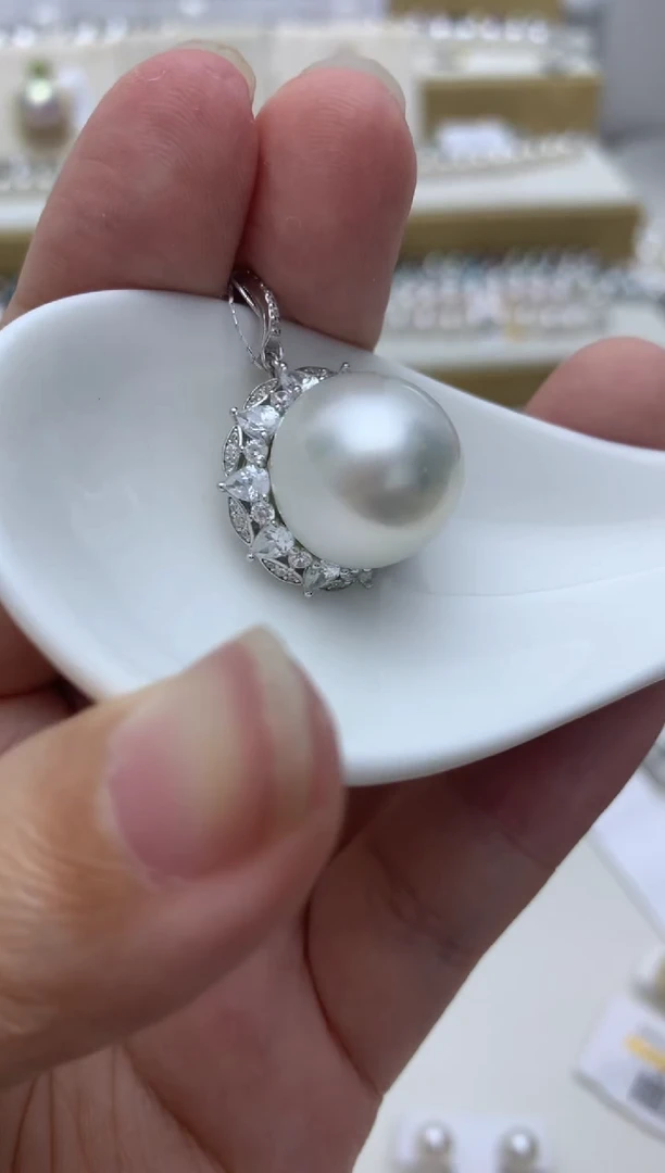 颈饰银S925镶嵌海水珍珠q79