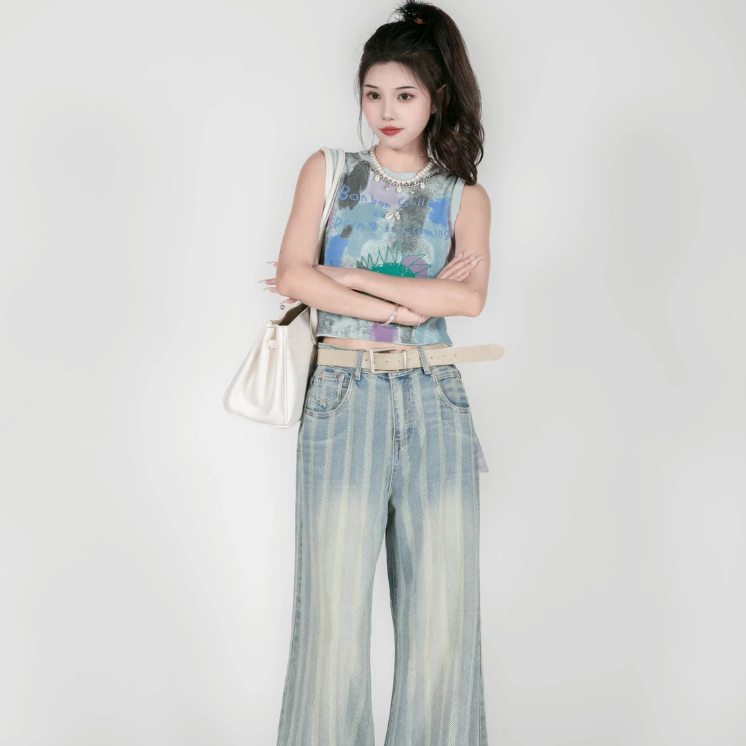 AMANLIN/阿谩琳欧若风穿搭印花钉珠百搭无袖圆领百搭马甲Y595781