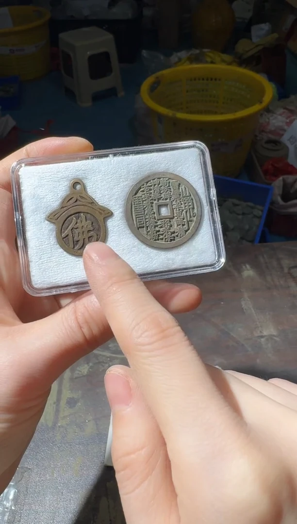 小张小张  手机挂件工艺品 011