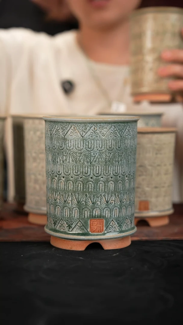 6-22-055 花盆口径 混发1个