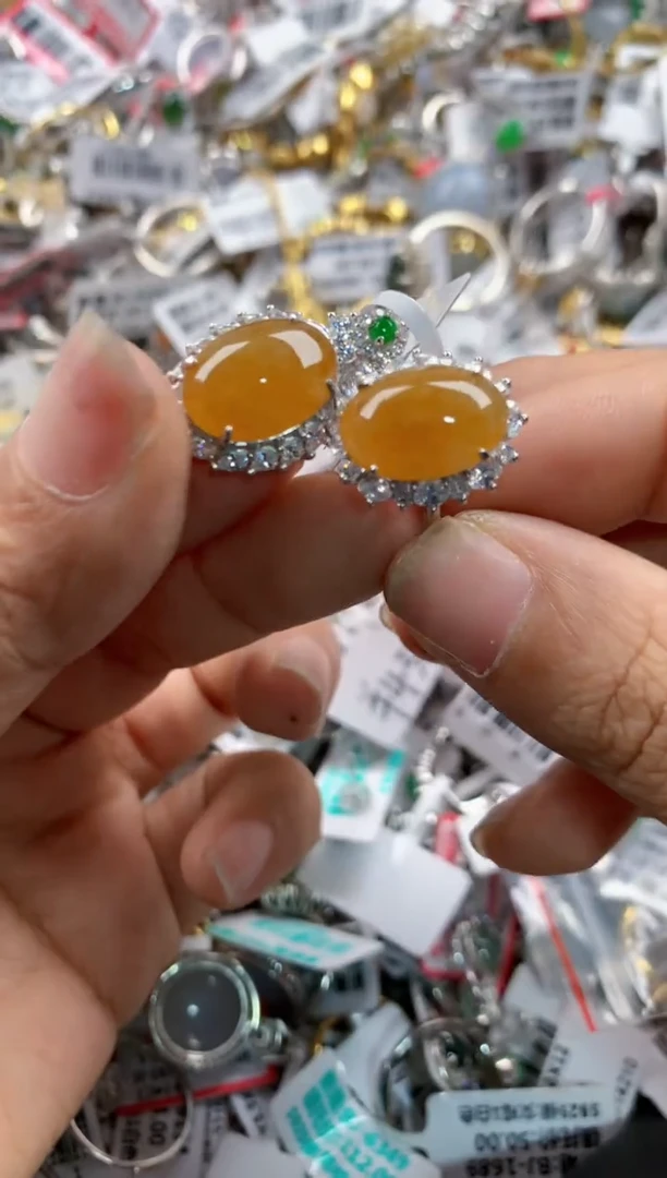 银S925镶嵌戒指翡翠666      4