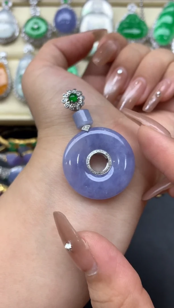 翡翠18K金镶嵌颈饰390-中国好珍宝