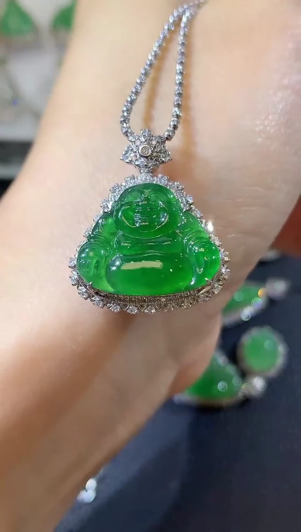 翡翠18K金镶嵌吊坠(不含链)A72