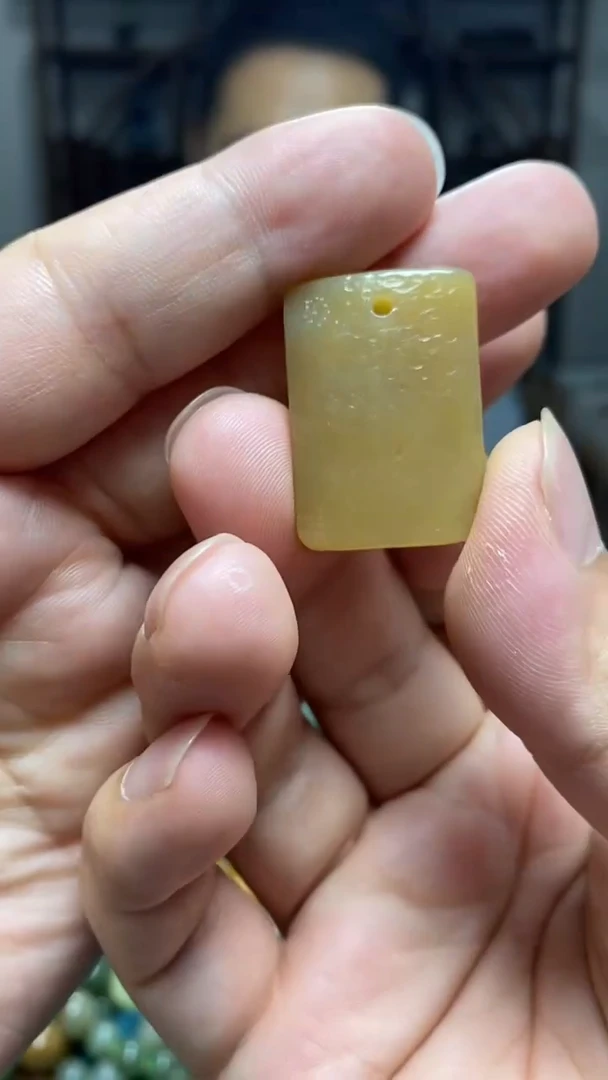 和田玉未镶嵌颈饰10