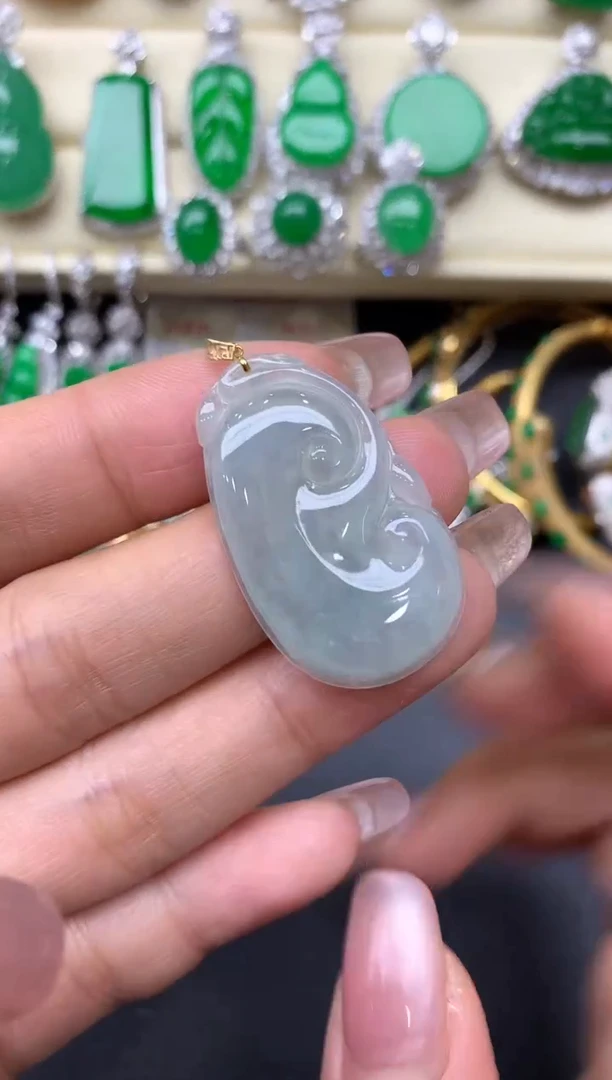 颈饰18K金镶嵌翡翠130-中国好珍宝