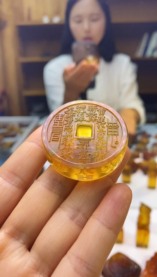琥珀颈饰未镶嵌SN63-136（山鬼花钱）