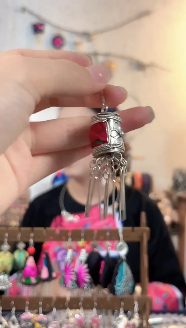 织绣彩云南阁非遗老绣饰品183