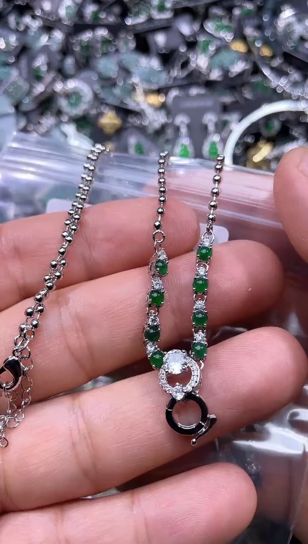 【闪购商品】翡翠颈饰未镶嵌W445项链