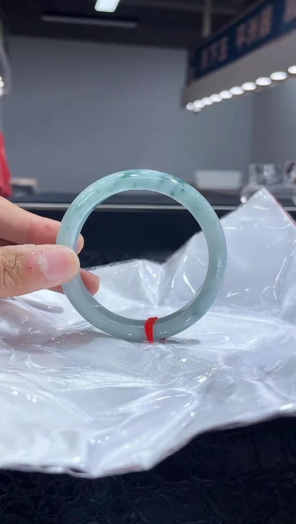 未镶嵌手镯翡翠7