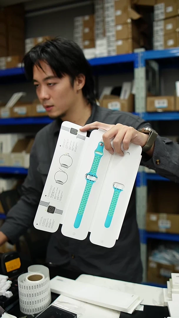 准新品0037 小表盘 耐克洞洞氯蓝配光辉绿