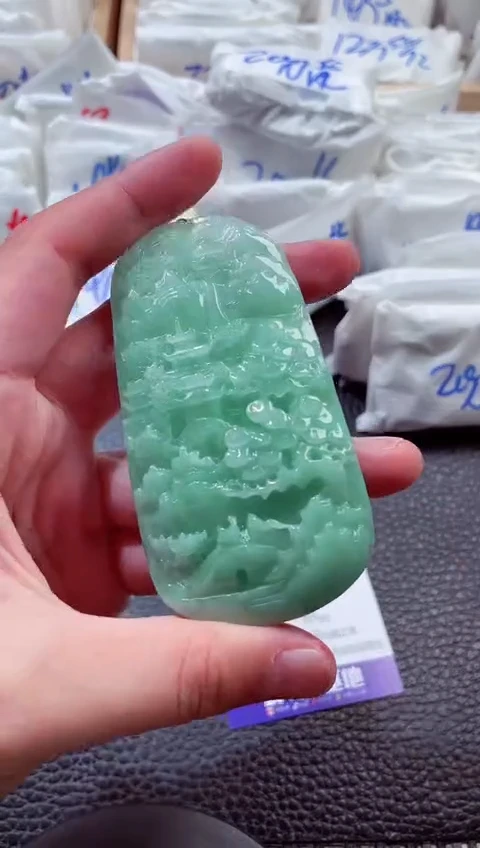 颈饰未镶嵌翡翠00001048