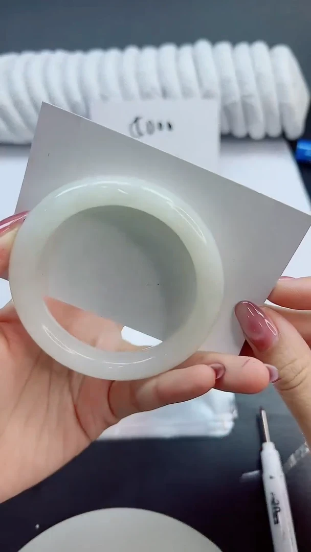 未镶嵌手镯和田玉132/58.9HTB