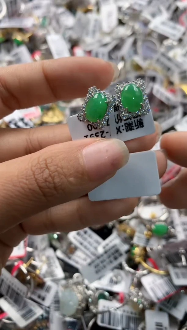 银S925镶嵌戒指翡翠999     2