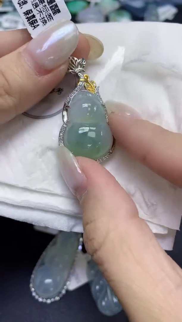 颈饰未镶嵌翡翠天然缅甸翡翠A货百元以上9元证书费自理