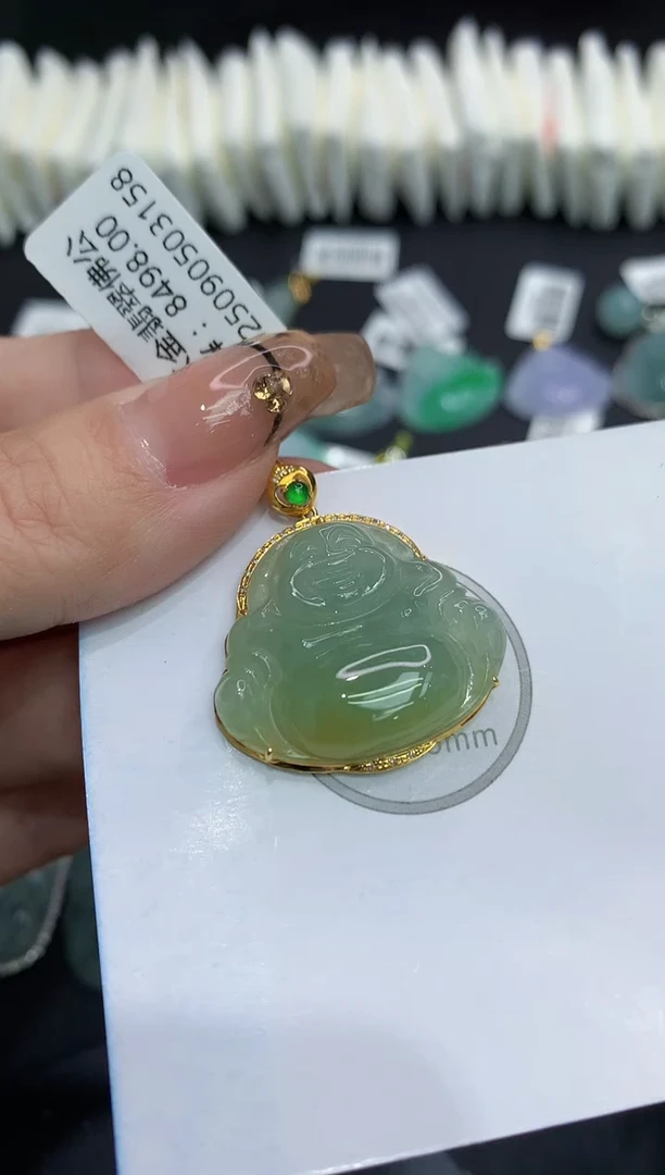 吊坠(不含链)18K金镶嵌翡翠111