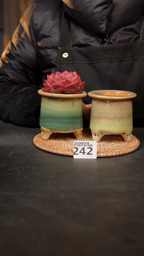 【闪购商品】瓷片242泥泥手工花盆口6高9