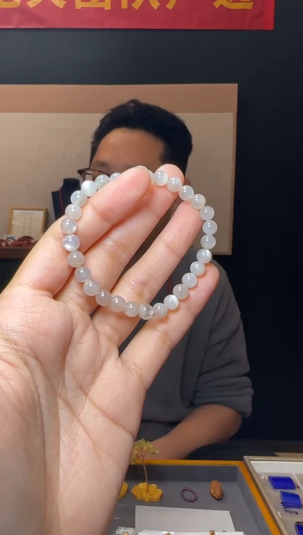 【闪购商品】长石手串未镶嵌约6mm月光石单圈手