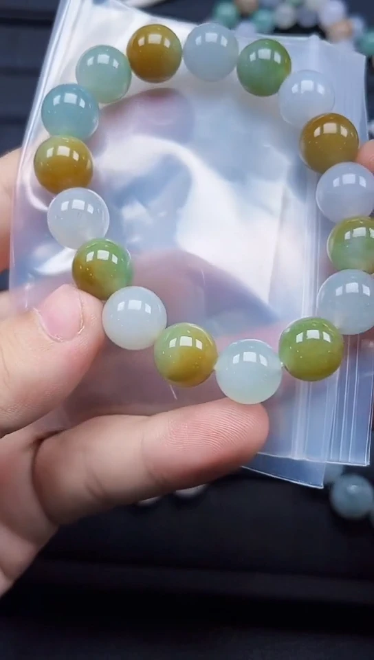 未镶嵌定制翡翠蓬***?毛货需精细抛光拍一发一（多样性发货）