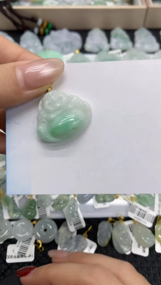 【闪购商品】翡翠颈饰未镶嵌11111111111