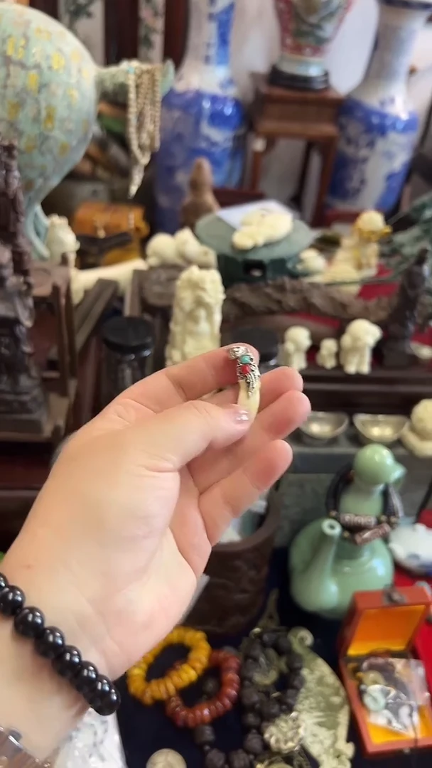 瓷片甬益轩雅玩阁