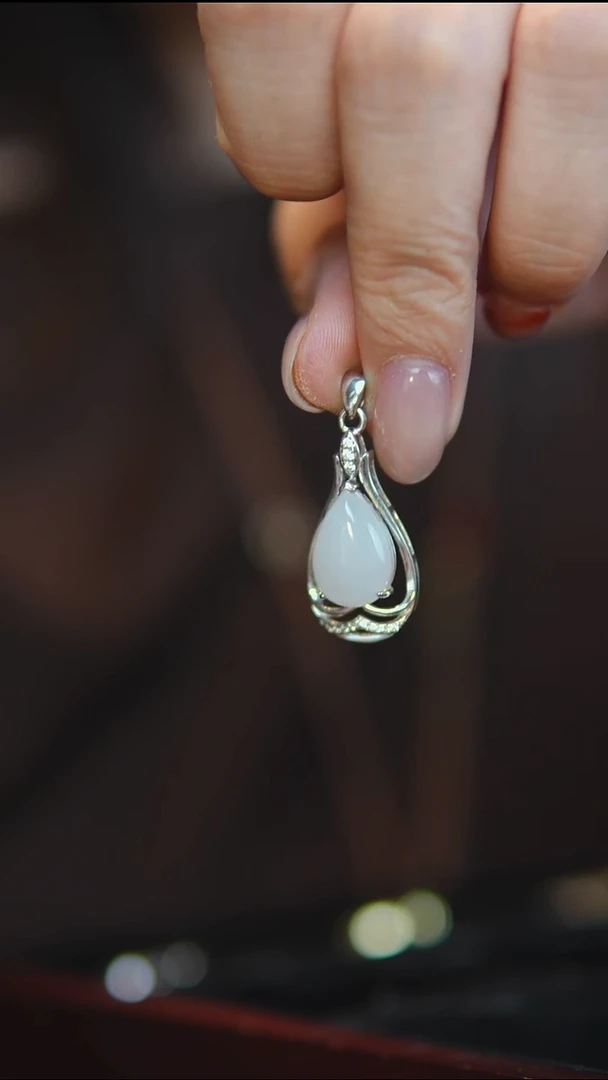 吊坠(不含链)银S925镶嵌和田玉白玉吊坠4