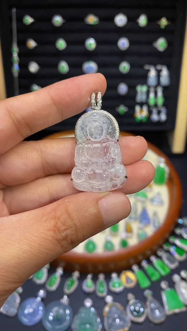 翡翠18K金镶嵌颈饰【福利款】超漏高冰观音吊坠