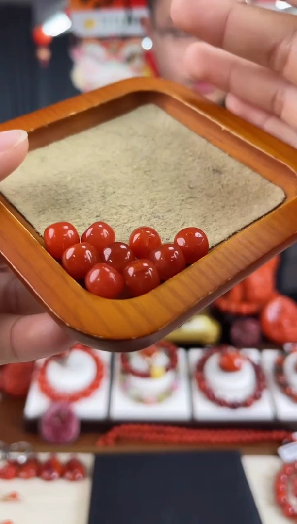 未镶嵌保山老型单珠9mm南红玛瑙（多样式发其一）