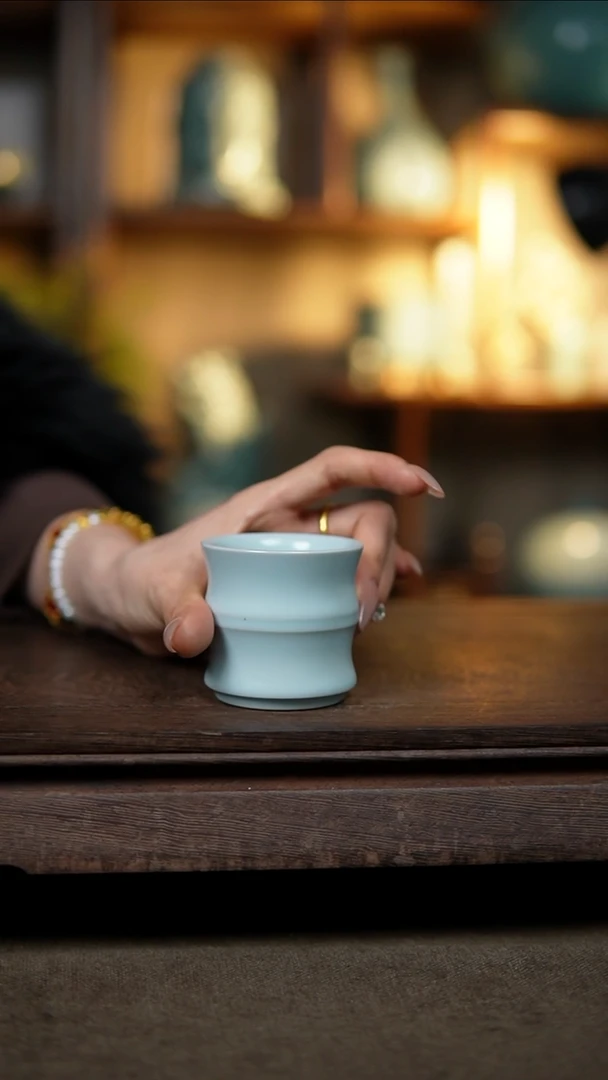 【闪购商品】杯仿古月白纯手工竹节杯大瑕