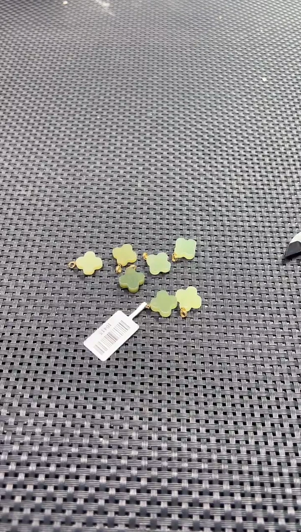 颈饰18K金镶嵌和田玉(多样性发一件)10415