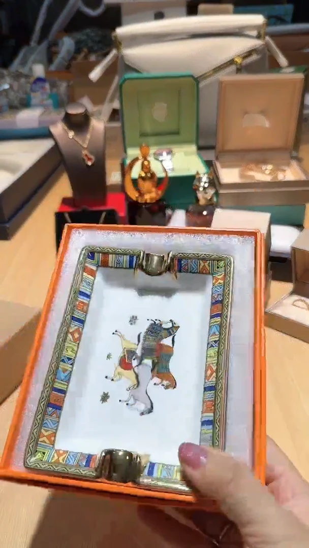 【闪购商品】瓷片锅碗瓢盆一件不剩