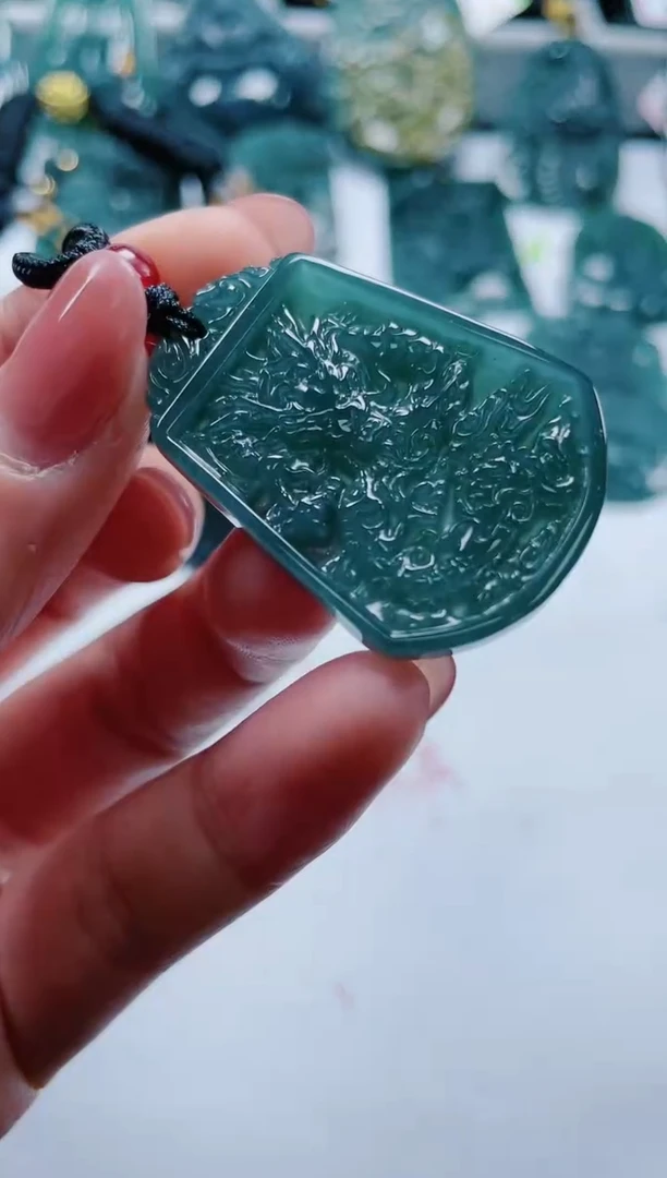 【闪购商品】翡翠颈饰未镶嵌多样性发货一件发货-龙牌