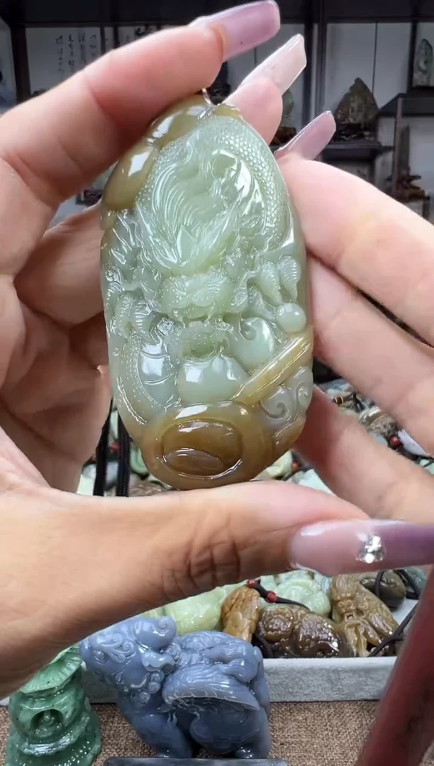 未镶嵌和田玉把件1