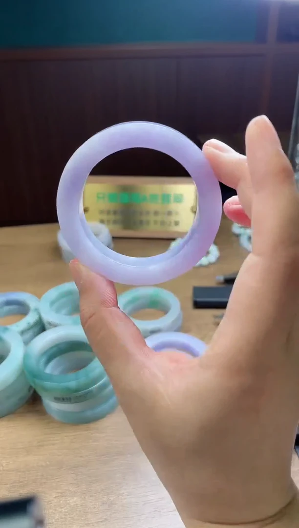 未镶嵌手镯定制翡翠¿***淡定制