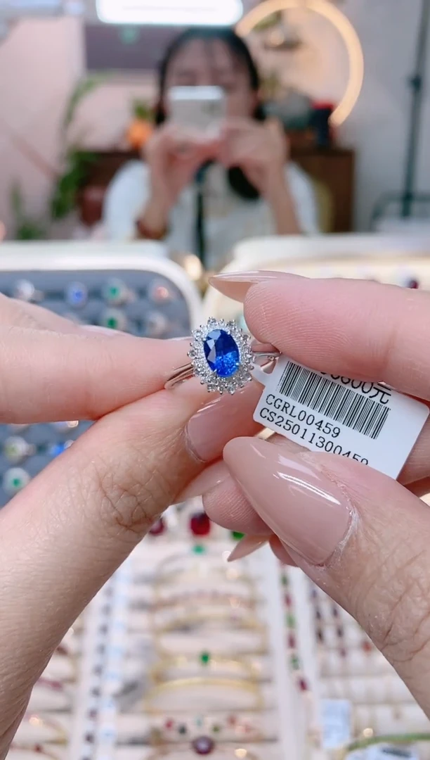 【闪购商品】蓝宝石18K金戒指18K金镶嵌1