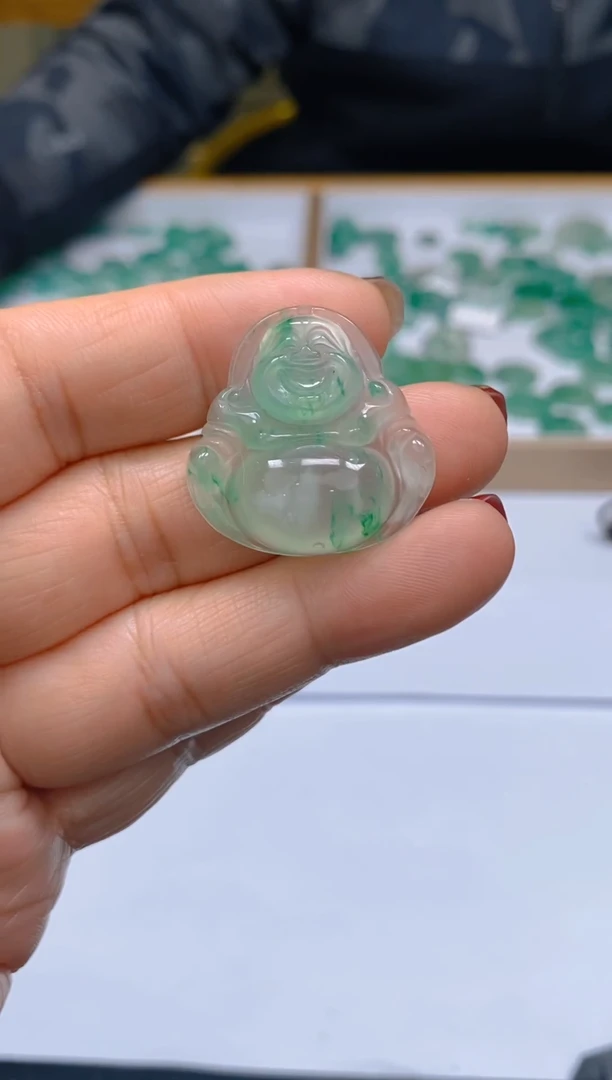 【闪购商品】石英质玉颈饰未镶嵌冰美人A货非洲翠