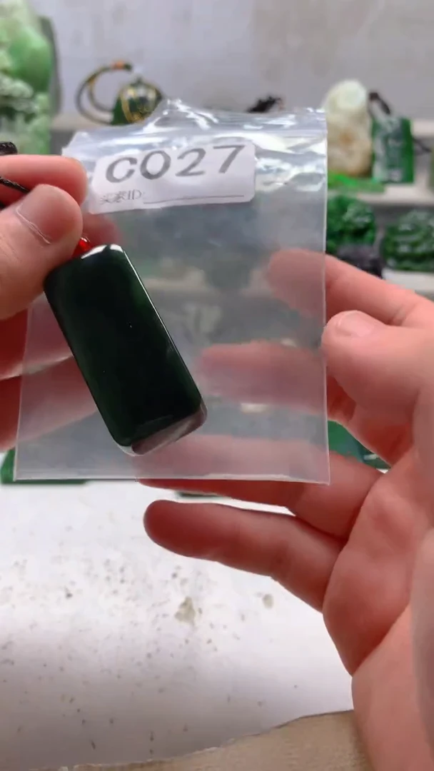 和田玉未镶嵌珠宝半成品1