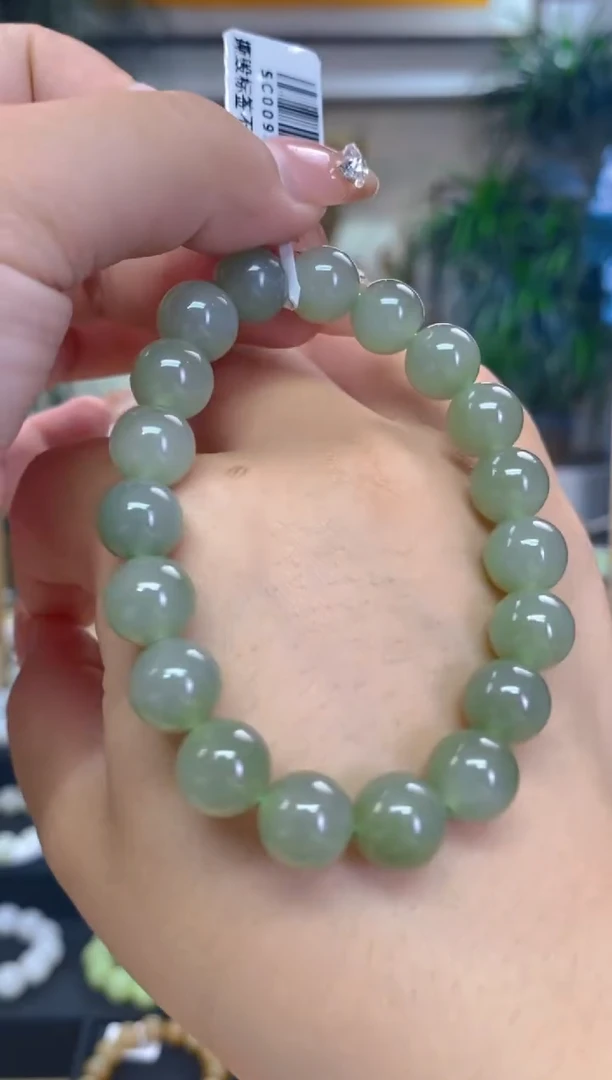 未镶嵌手串和田玉卡10