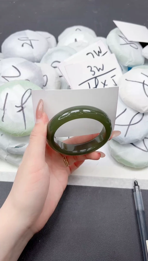 未镶嵌手镯石英质玉314-54