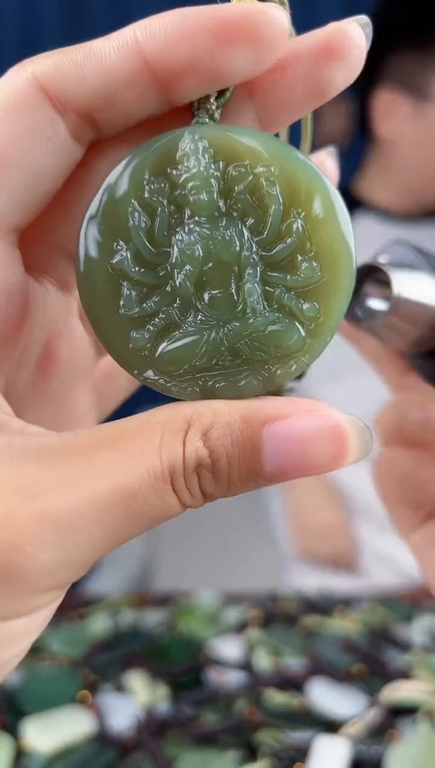 未镶嵌和田玉挂件拍一发一
