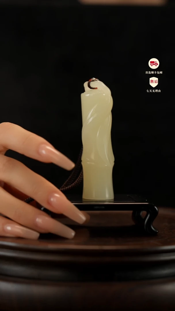 云南石竹叶青雕刻：大叶竹节手把件摆件挂件