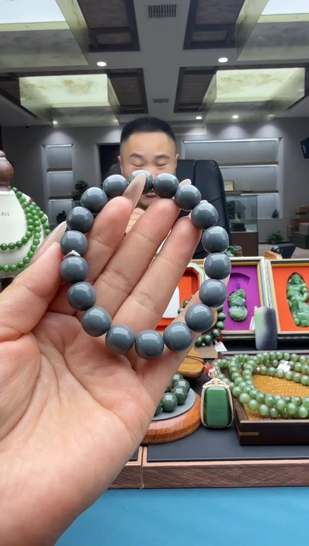 未镶嵌手串和田玉qml