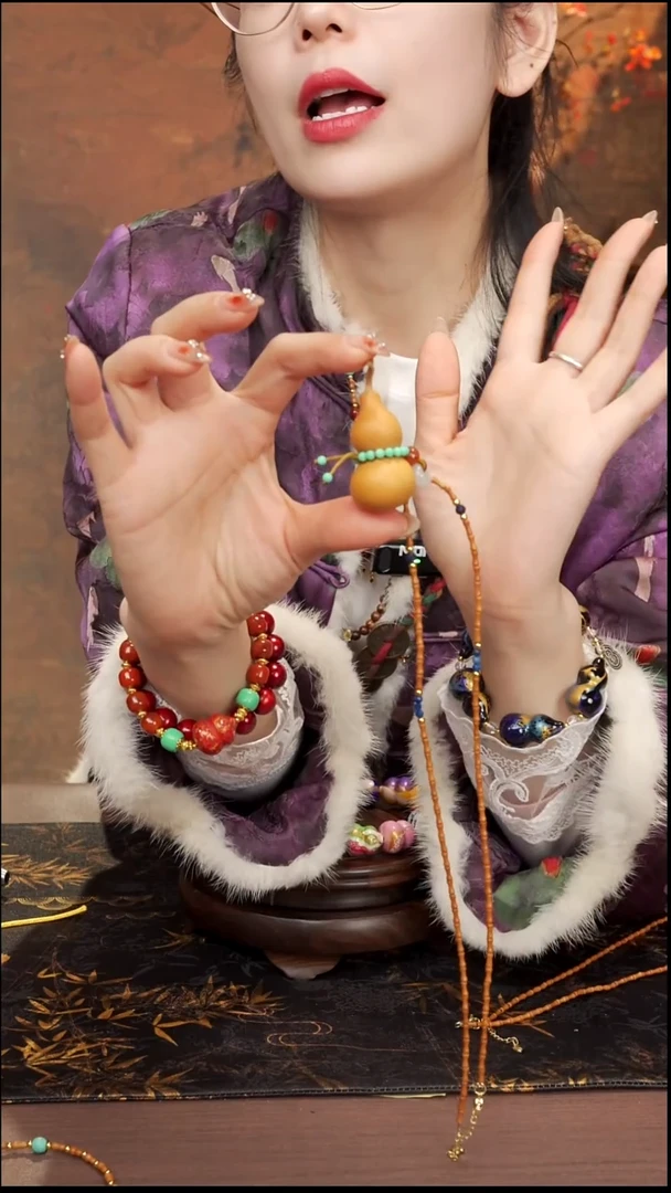 523--大漆脖挂小葫芦---88