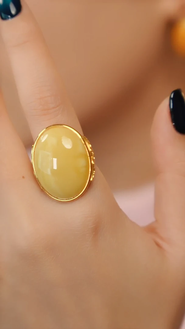 银S925镶嵌蜜蜡戒指祥云白蜡戒指