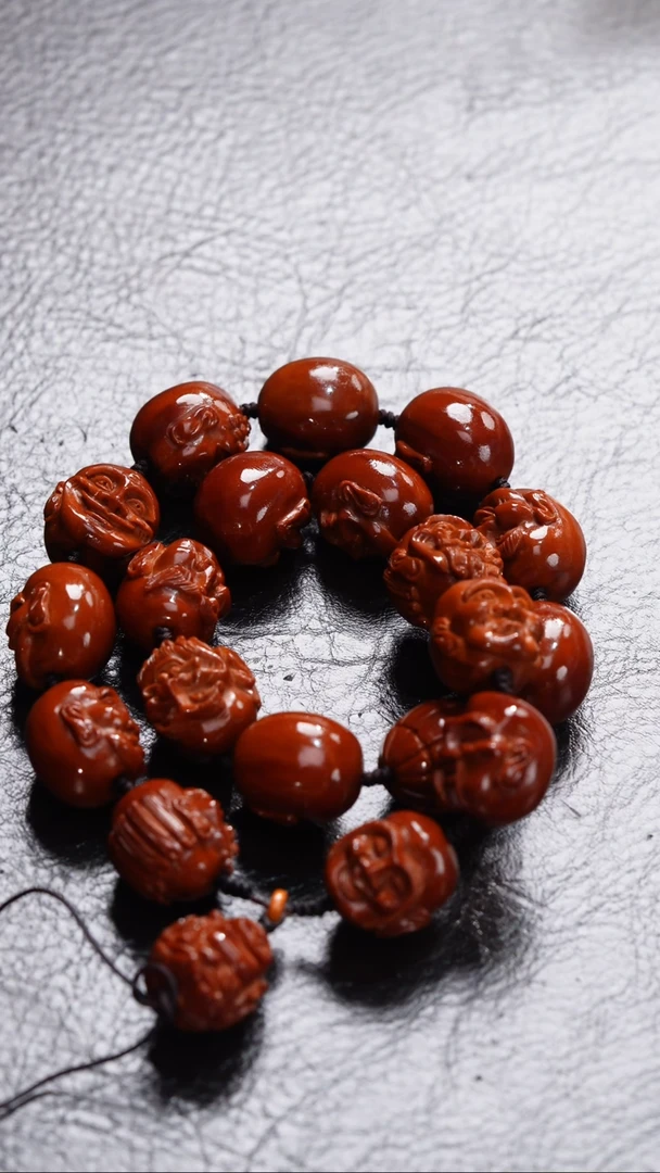 手串橄榄核回**天橄榄核