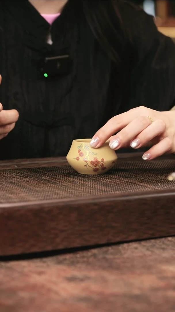 茶壶紫砂矮口泥绘杯