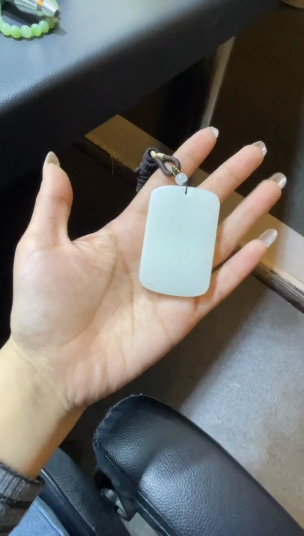 吊坠(赠链)未镶嵌和田玉天泰白玉无事牌（产地直发）