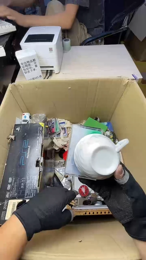 凯****?二手商品不退不换