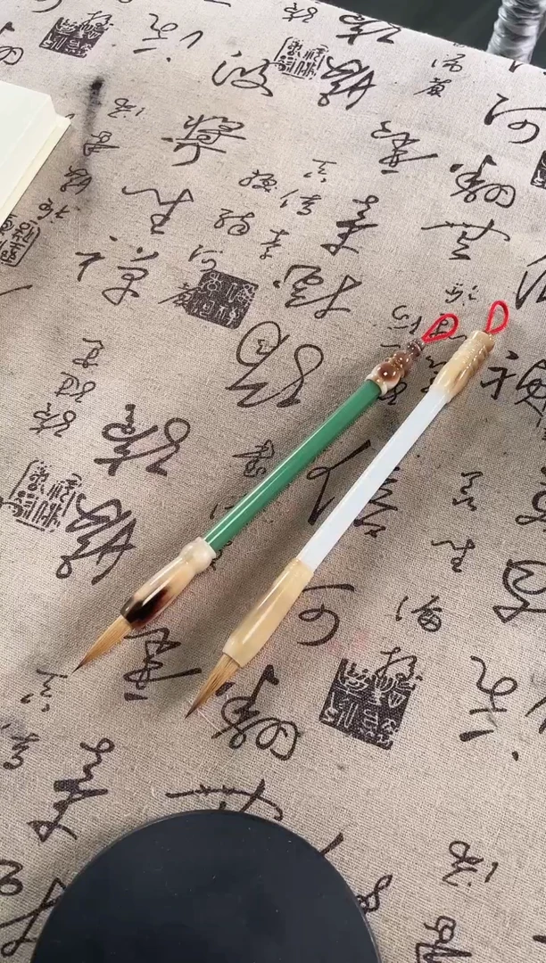 纯狼玛瑙毛笔一对